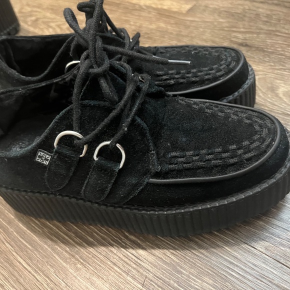 Tuk Velvet Mondo Creeper - Picture 5 of 5